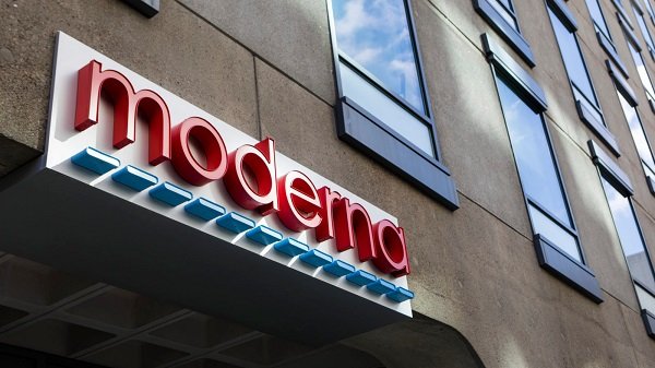 Kierownictwo Moderny sprzedało udziały o wartości 89 milionów dolarów