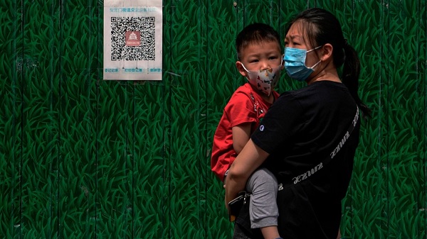Ofiary paniki bankowej w Chinach planowały protest. Ich kody w Covid aplikacji zmieniły kolor na czerwony.
